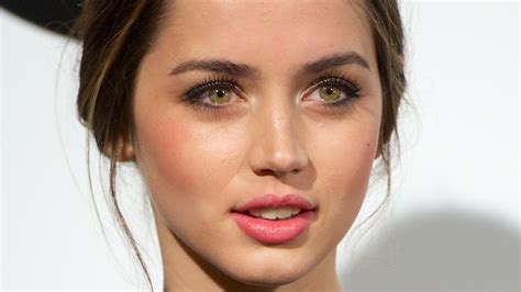 anna asscheeks|Ana de Armas .